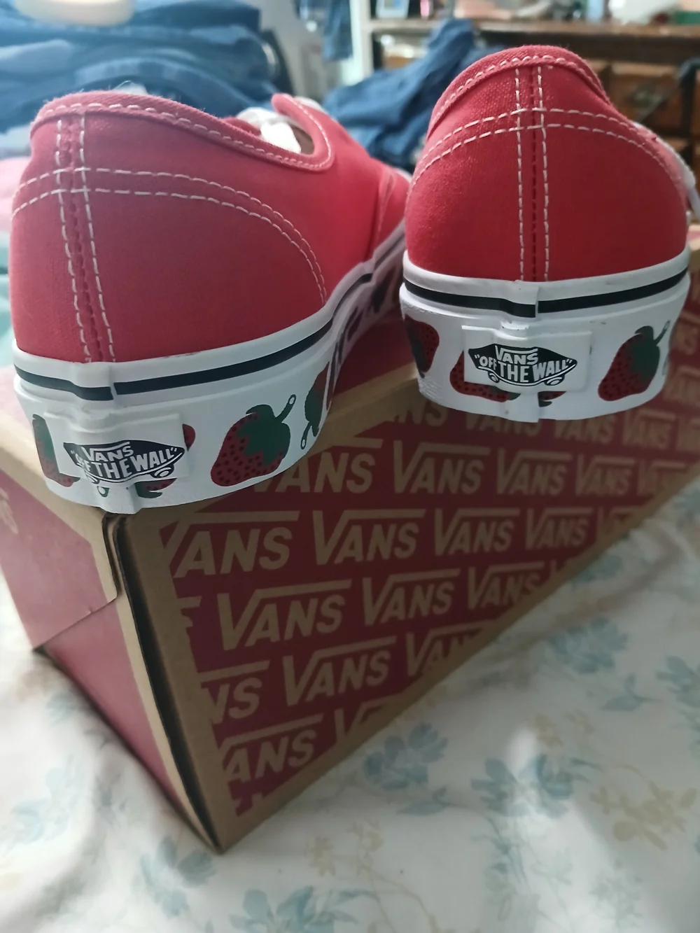 Vans Red Canvas Authentic Low-Top Sneakers with Strawberry Sidewall